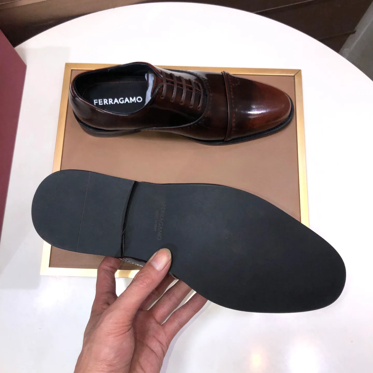 Men's shoes 💰540💰 [Ferragamo/Ferragamo] The latest model from the counter. Original imported high-quality cowhide with open sides + imported 🐂 cowhide lining + original luxury metal buckle + original combination outsole. Comparison is stress-free 38–45 (45 is custom-made and cannot be returned or exchanged)
